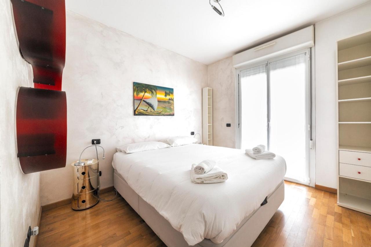 Milano Rogoredo Apartment With Garage Εξωτερικό φωτογραφία