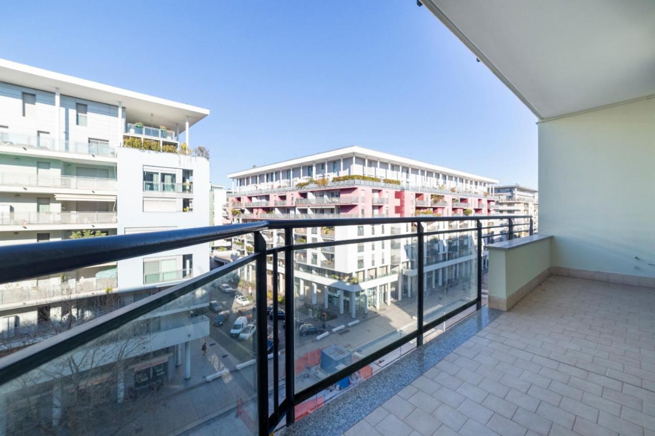 Milano Rogoredo Apartment With Garage Εξωτερικό φωτογραφία